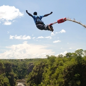 Victoria Falls bunji jumping